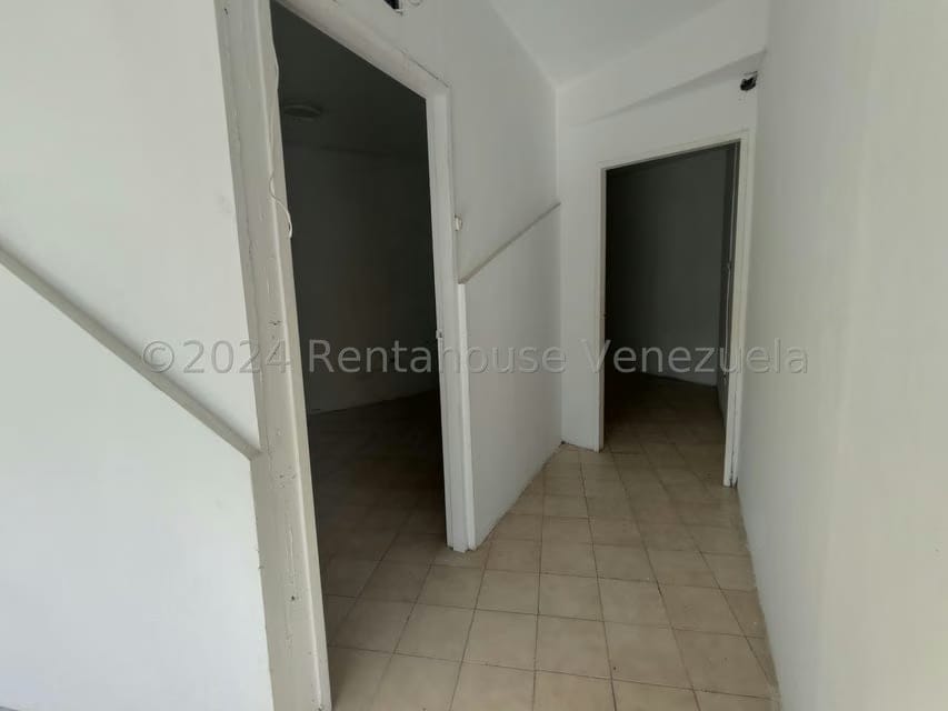 Comercial (Local Comercial) en Venta en Zona Centro, Aragua - 28