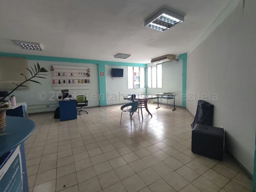 Comercial (Local Comercial) en Venta en Zona Centro, Aragua - 4