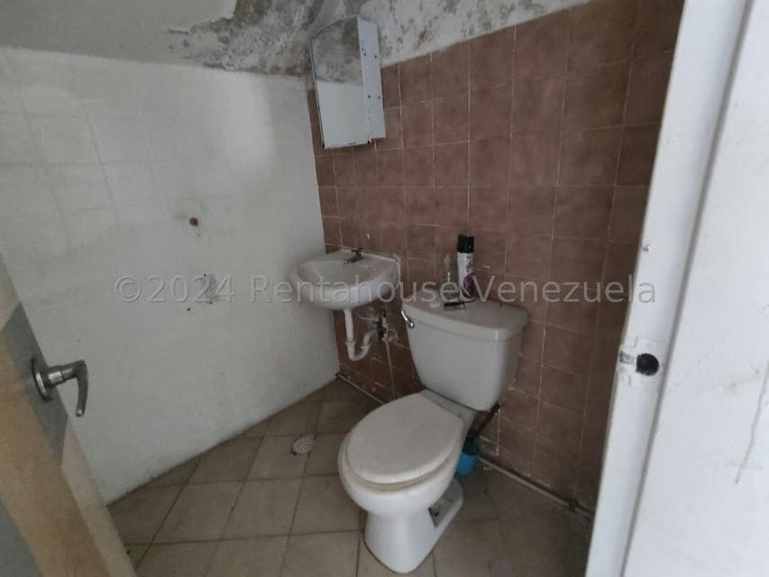 Comercial (Local Comercial) en Venta en Zona Centro, Aragua - 33