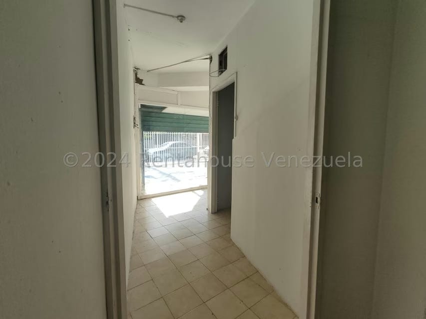 Comercial (Local Comercial) en Venta en Zona Centro, Aragua - 36