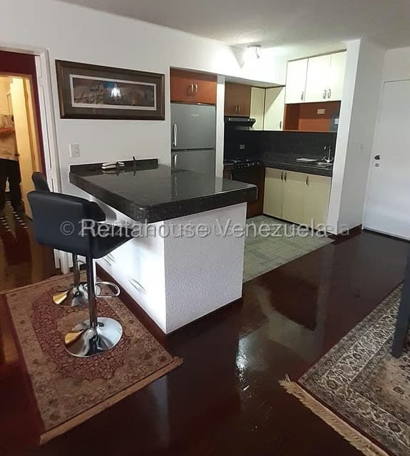 Apartamento (1 Nivel) en Alquiler en Los Naranjos del Cafetal, Distrito Metropolitano - 11