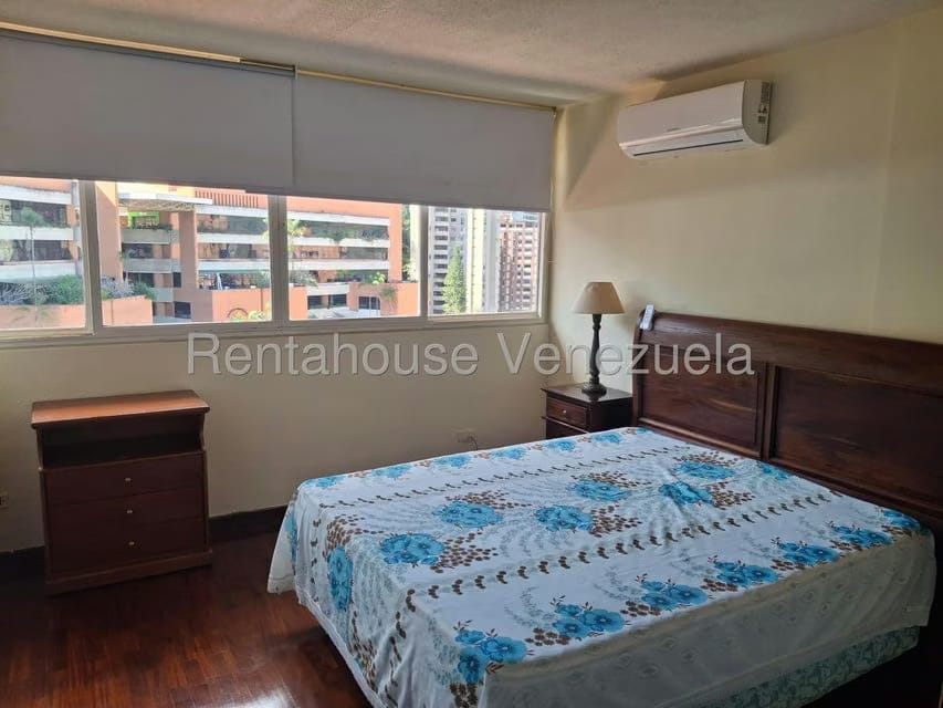 Apartamento (1 Nivel) en Alquiler en Los Naranjos del Cafetal, Distrito Metropolitano - 13