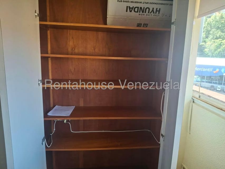 Apartamento (1 Nivel) en Alquiler en Los Naranjos del Cafetal, Distrito Metropolitano - 15
