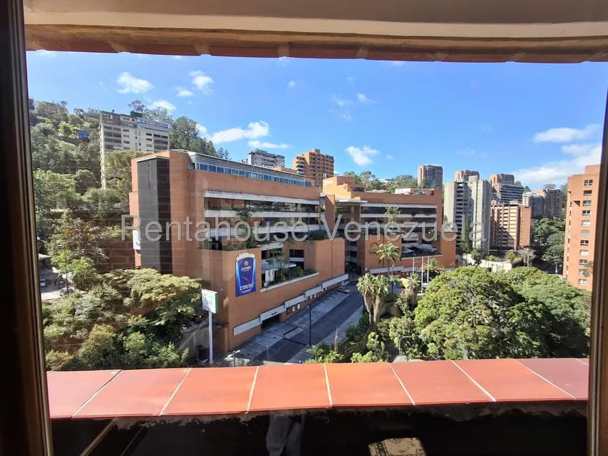 Apartamento (1 Nivel) en Alquiler en Los Naranjos del Cafetal, Distrito Metropolitano - 18