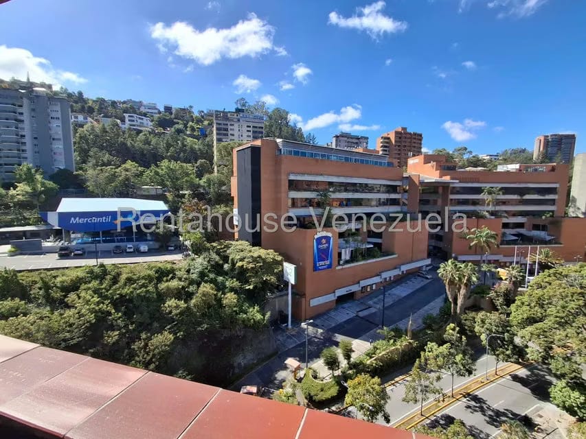 Apartamento (1 Nivel) en Alquiler en Los Naranjos del Cafetal, Distrito Metropolitano - 19