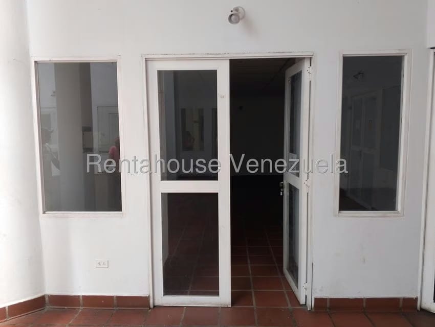 Comercial (Local Comercial) en Alquiler en Centro, Lara - 2