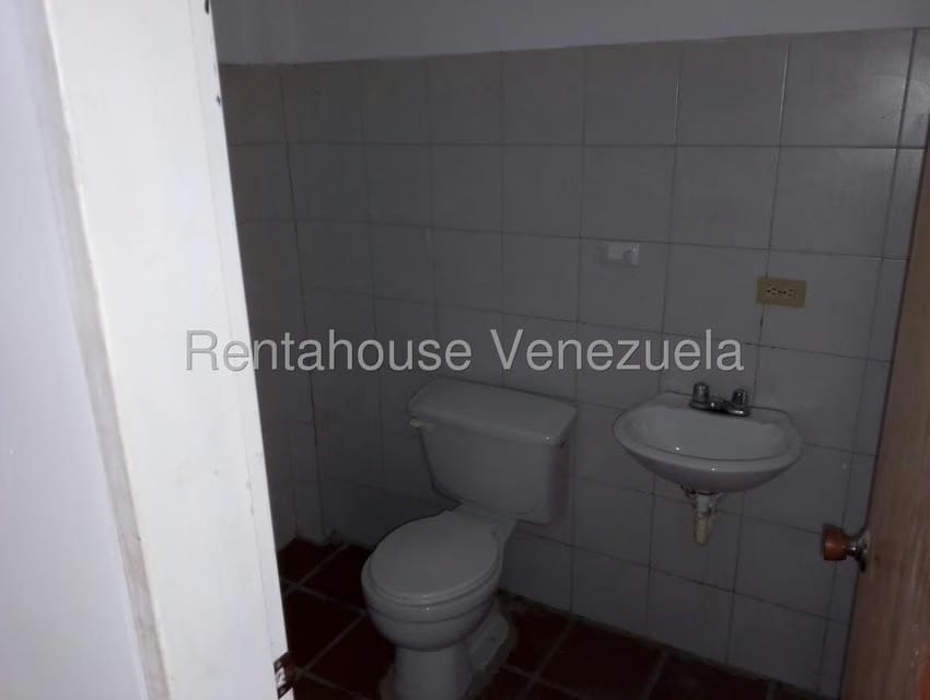 Comercial (Local Comercial) en Alquiler en Centro, Lara - 9