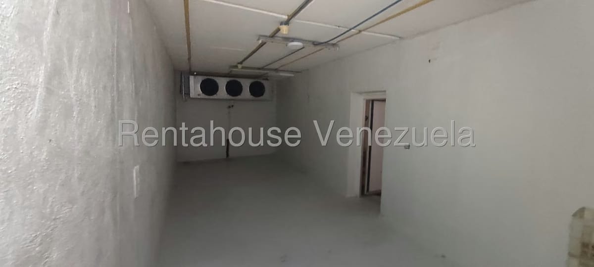 Comercial (Galpon - Deposito) en Venta en Los Robles, Nueva Esparta - 13