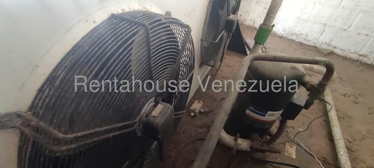 Comercial (Galpon - Deposito) en Venta en Los Robles, Nueva Esparta - 17