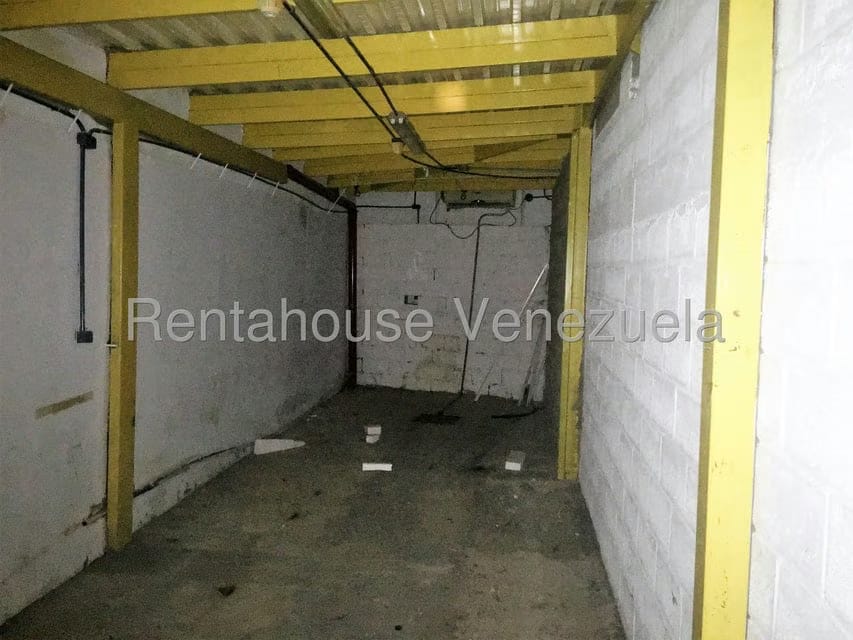 Comercial (Galpon - Deposito) en Venta en Los Robles, Nueva Esparta - 19