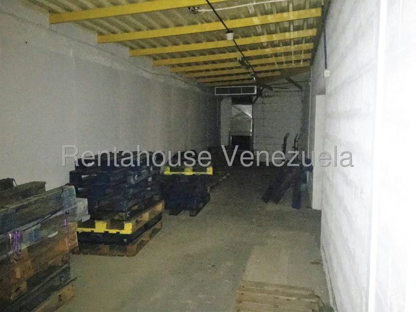 Comercial (Galpon - Deposito) en Venta en Los Robles, Nueva Esparta - 24