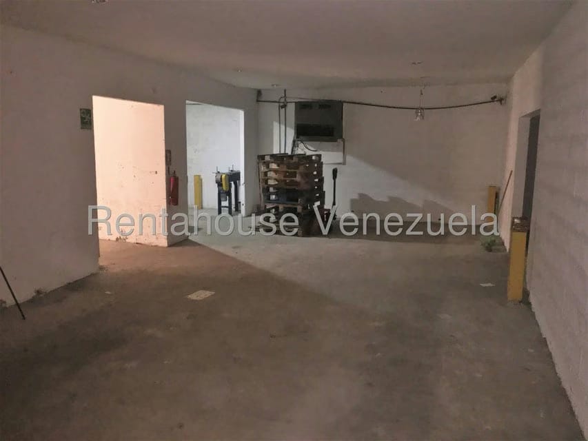 Comercial (Galpon - Deposito) en Venta en Los Robles, Nueva Esparta - 25
