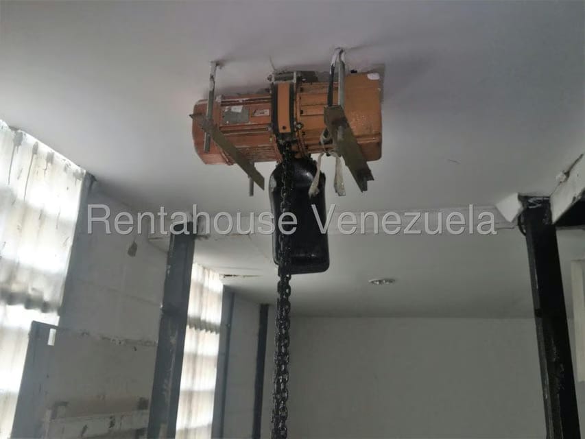 Comercial (Galpon - Deposito) en Venta en Los Robles, Nueva Esparta - 26
