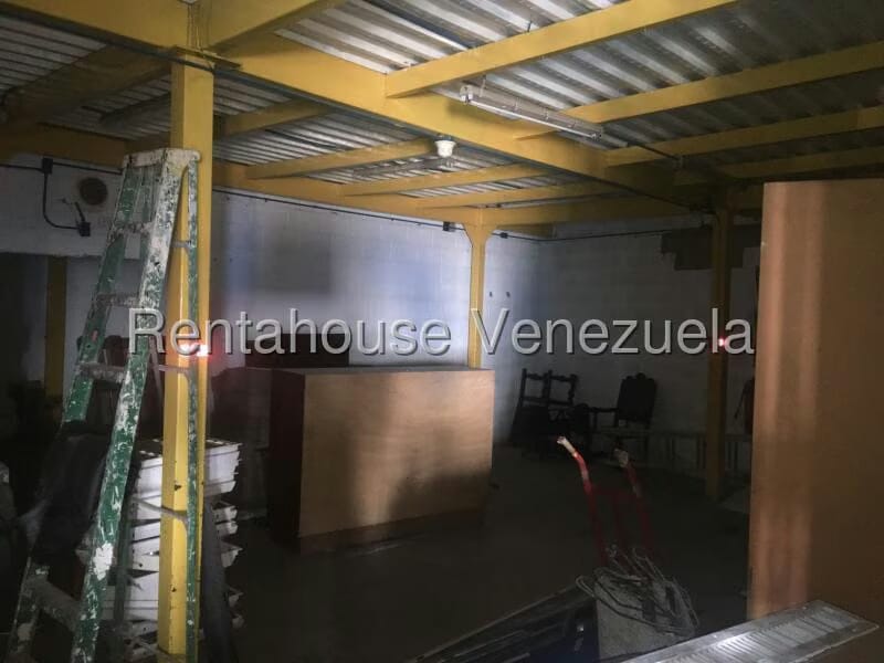 Comercial (Galpon - Deposito) en Venta en Los Robles, Nueva Esparta - 30