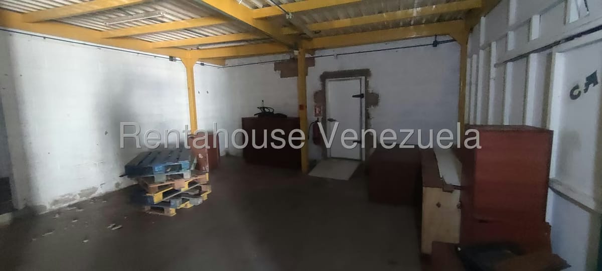 Comercial (Galpon - Deposito) en Venta en Los Robles, Nueva Esparta - 31