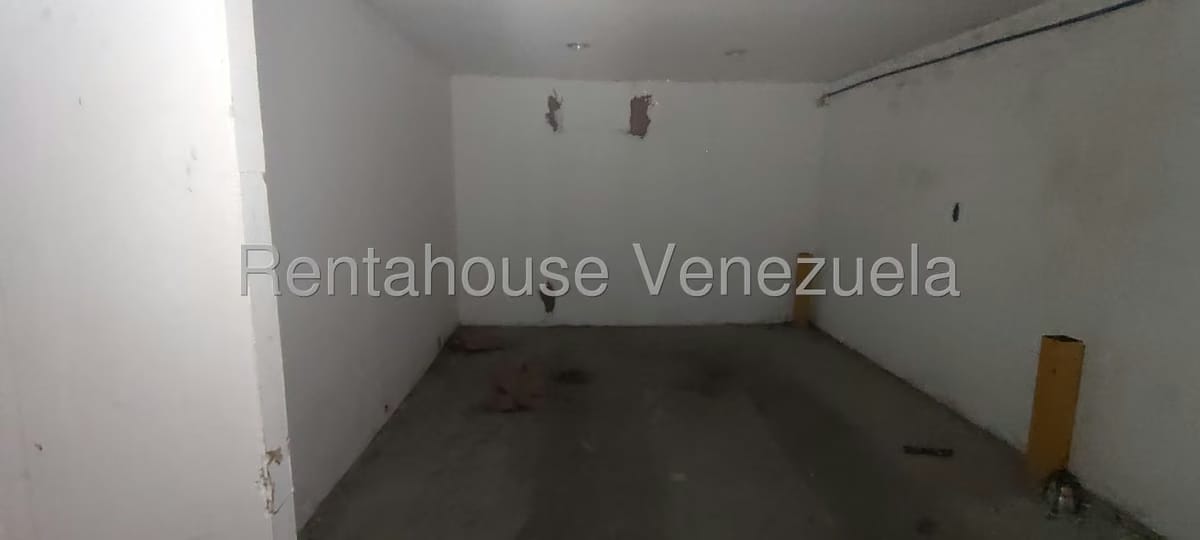 Comercial (Galpon - Deposito) en Venta en Los Robles, Nueva Esparta - 35