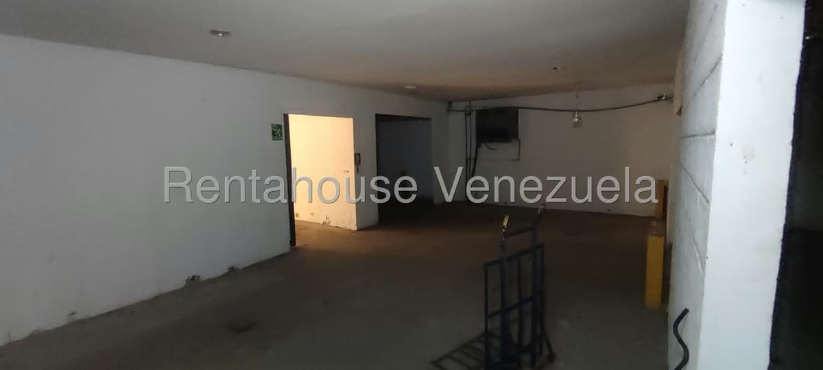 Comercial (Galpon - Deposito) en Venta en Los Robles, Nueva Esparta - 38