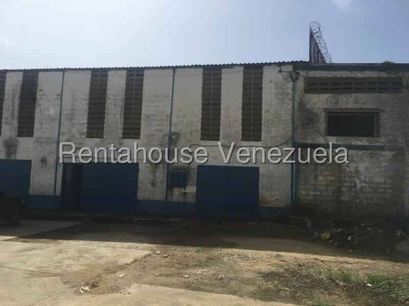 Comercial (Galpon - Deposito) en Venta en Los Robles, Nueva Esparta - 8
