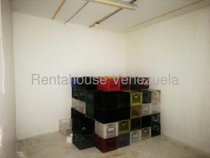 Comercial (Galpon - Deposito) en Venta en Los Robles, Nueva Esparta - 10