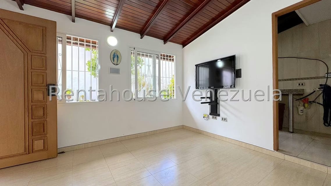 Casa (Multipes Niveles) en Venta en Macaracuay, Distrito Metropolitano - 17