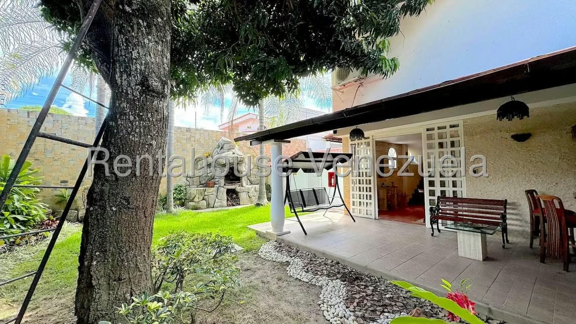 Casa (Multipes Niveles) en Venta en Macaracuay, Distrito Metropolitano - 33