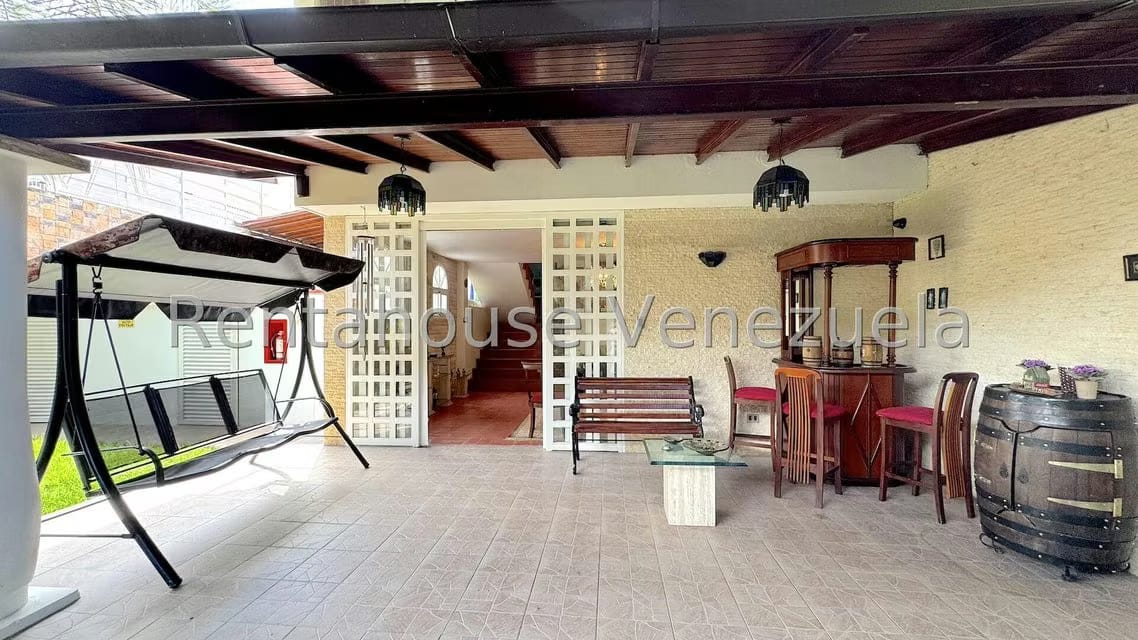 Casa (Multipes Niveles) en Venta en Macaracuay, Distrito Metropolitano - 37