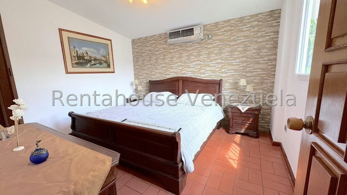 Casa (Multipes Niveles) en Venta en Macaracuay, Distrito Metropolitano - 41