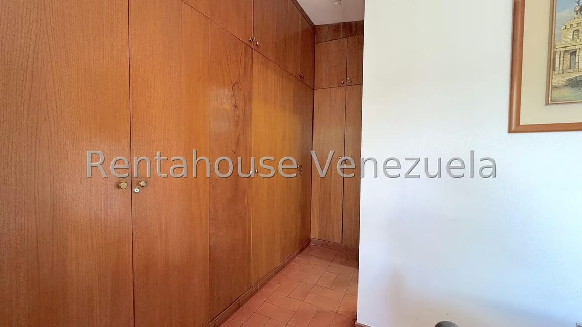 Casa (Multipes Niveles) en Venta en Macaracuay, Distrito Metropolitano - 44