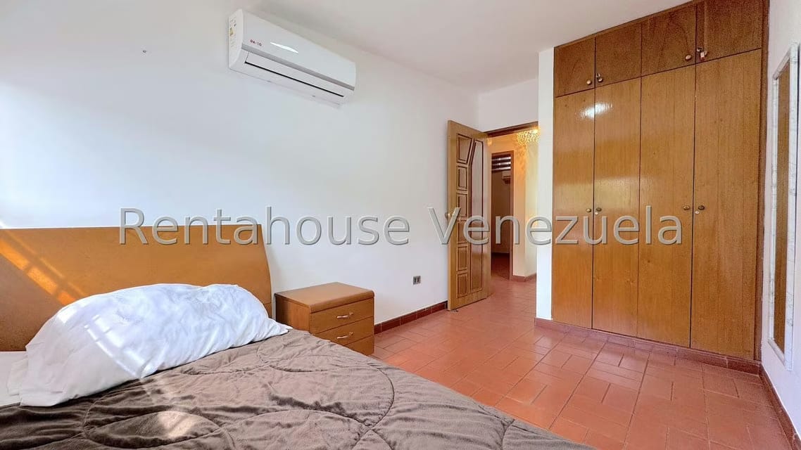 Casa (Multipes Niveles) en Venta en Macaracuay, Distrito Metropolitano - 50