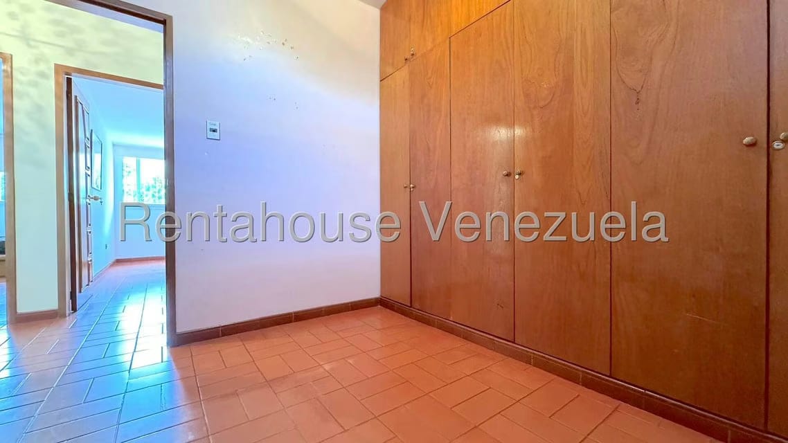 Casa (Multipes Niveles) en Venta en Macaracuay, Distrito Metropolitano - 56