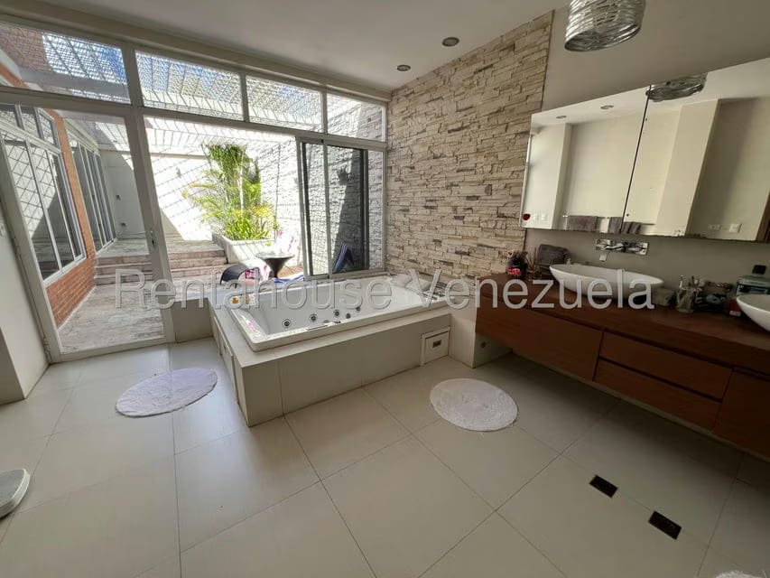 Casa (1 Nivel) en Venta en La Tahona, Distrito Metropolitano - 52