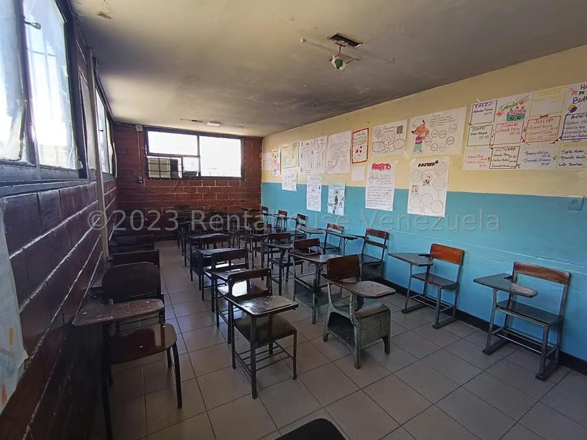 Comercial (Edificio) en Venta en Guarenas, Miranda - 24