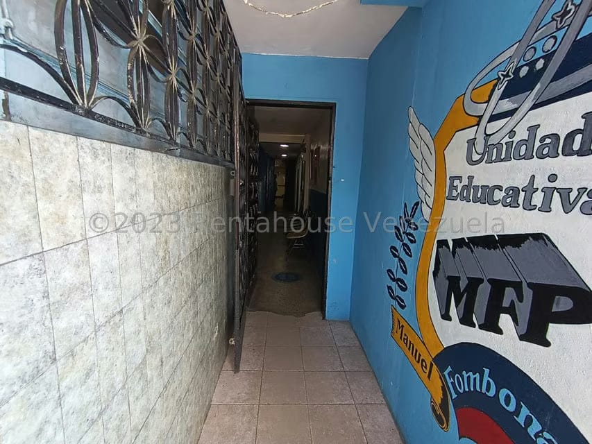 Comercial (Edificio) en Venta en Guarenas, Miranda - 4