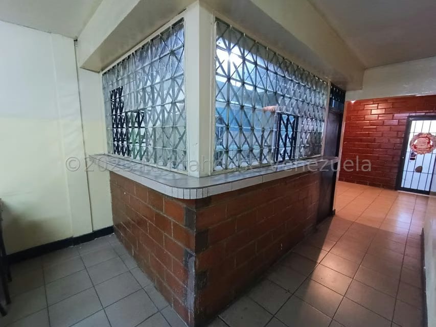 Comercial (Edificio) en Venta en Guarenas, Miranda - 31