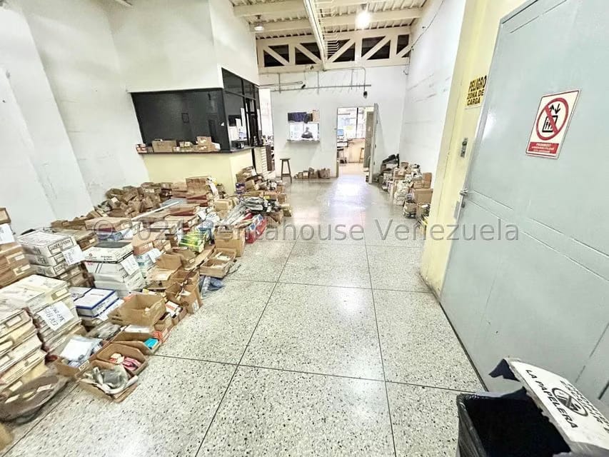 Comercial (Edificio) en Venta en Centro, Lara - 15