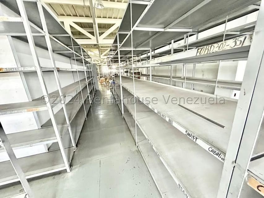 Comercial (Edificio) en Venta en Centro, Lara - 23