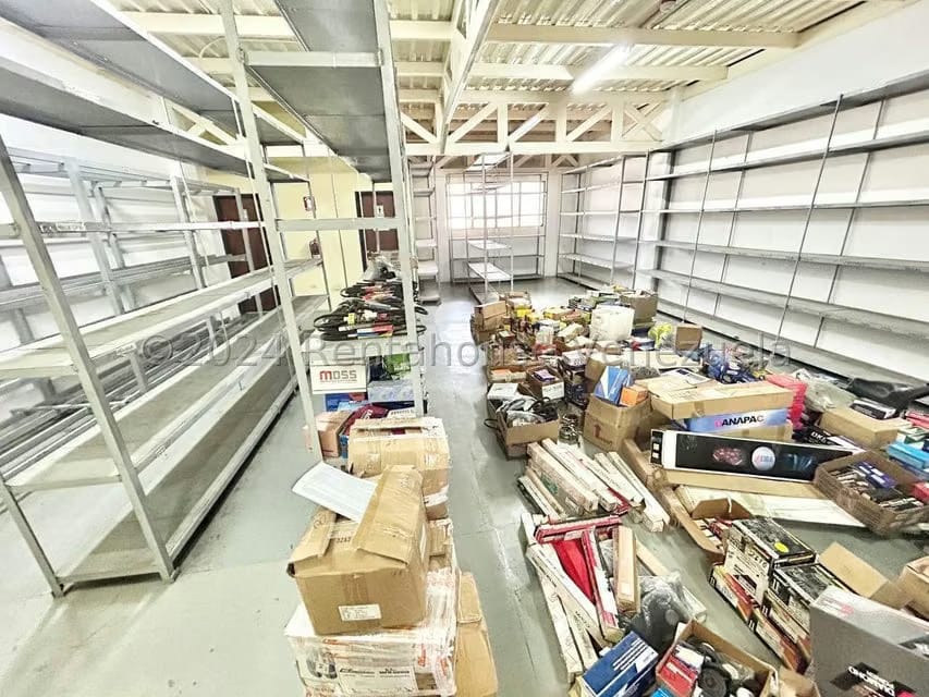 Comercial (Edificio) en Venta en Centro, Lara - 26
