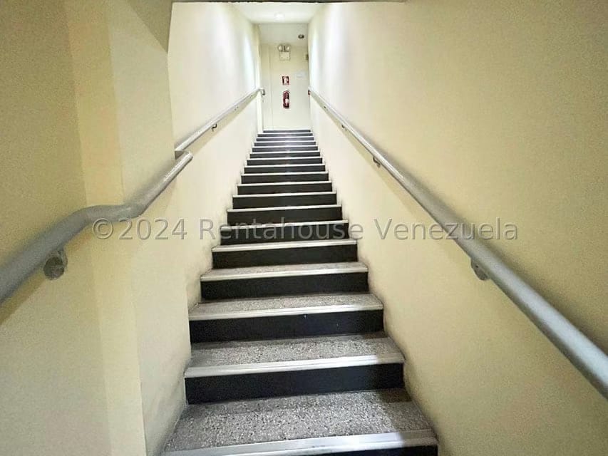 Comercial (Edificio) en Venta en Centro, Lara - 34