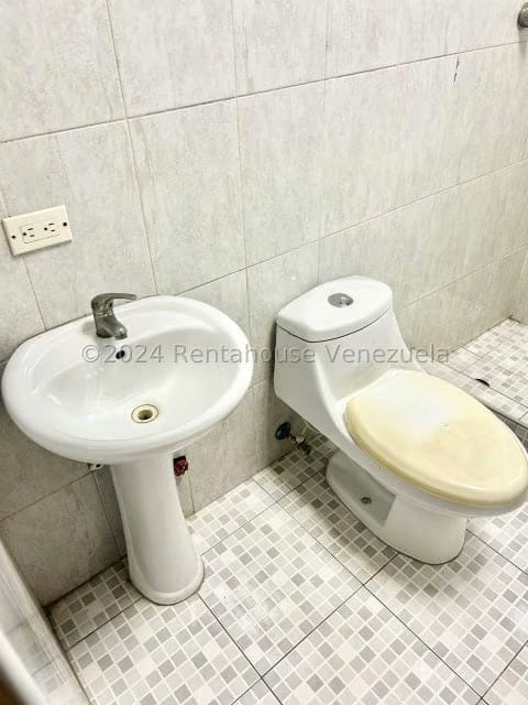 Comercial (Edificio) en Venta en Centro, Lara - 36