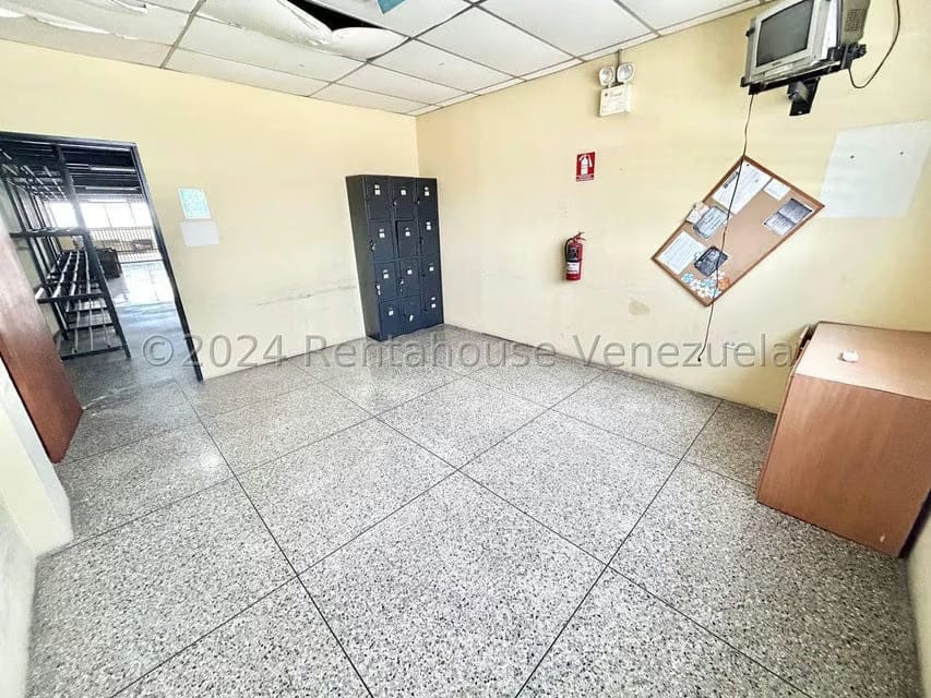 Comercial (Edificio) en Venta en Centro, Lara - 38
