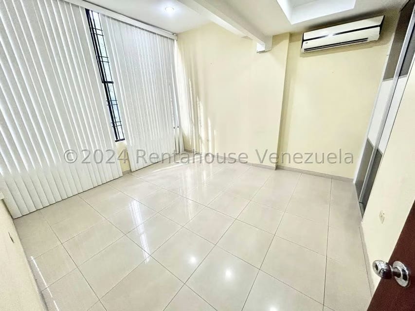 Comercial (Edificio) en Venta en Centro, Lara - 59