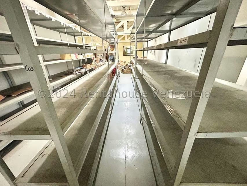 Comercial (Edificio) en Venta en Centro, Lara - 63
