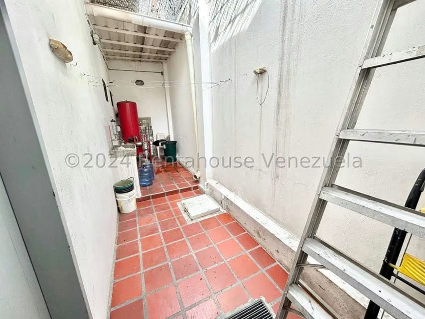 Comercial (Edificio) en Venta en Centro, Lara - 69