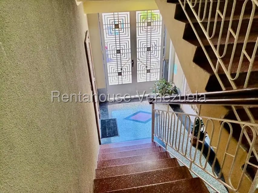 Apartamento (1 Nivel) en Venta en Alta Florida, Distrito Metropolitano - 2