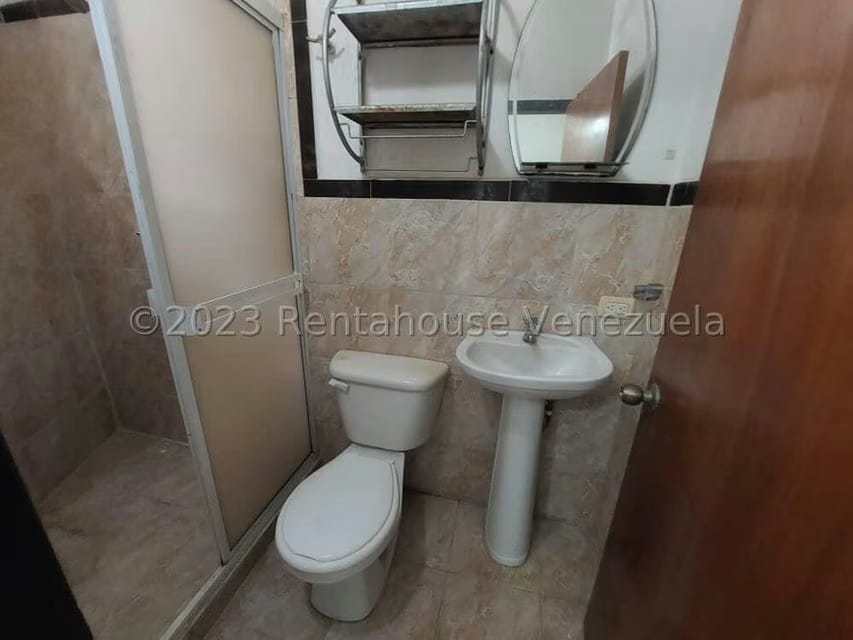 Casa (1 Nivel) en Venta en Montecristo, Distrito Metropolitano - 16