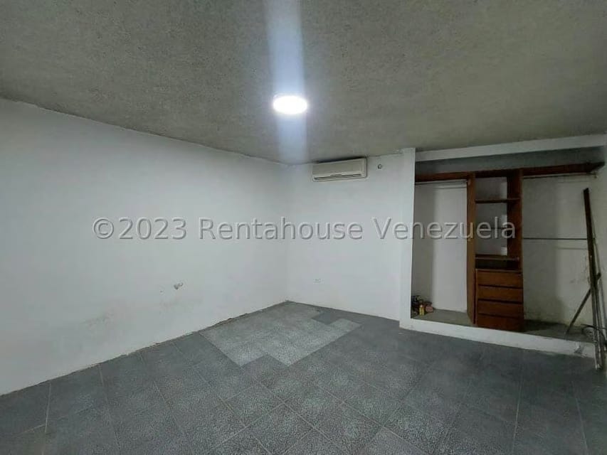 Casa (1 Nivel) en Venta en Montecristo, Distrito Metropolitano - 28