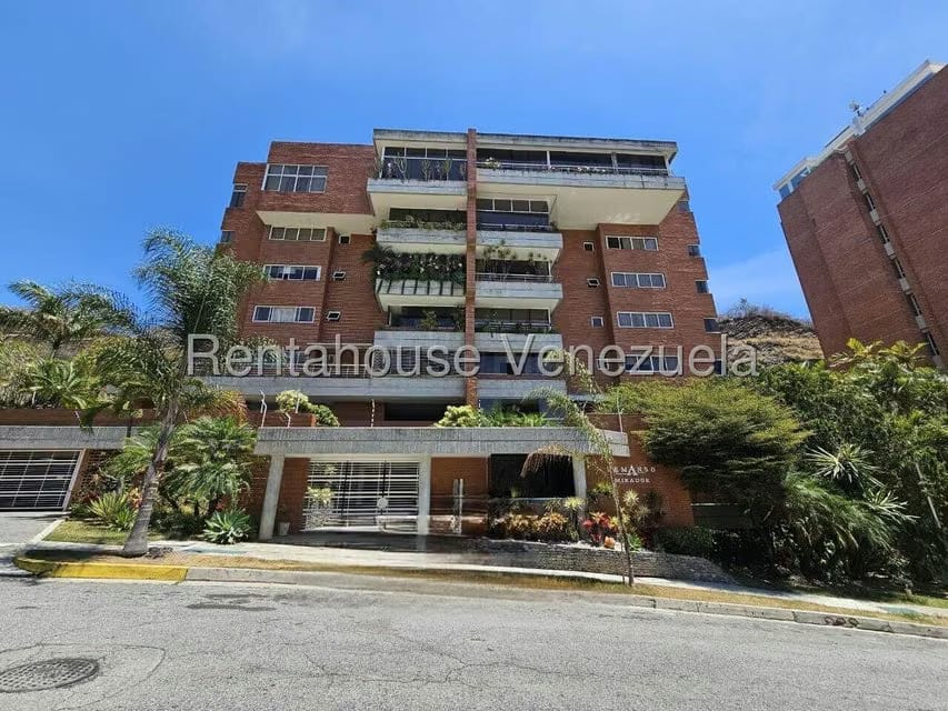 Apartamento (1 Nivel) en Venta en Mirador de Los Campitos I, Distrito Metropolitano - 2