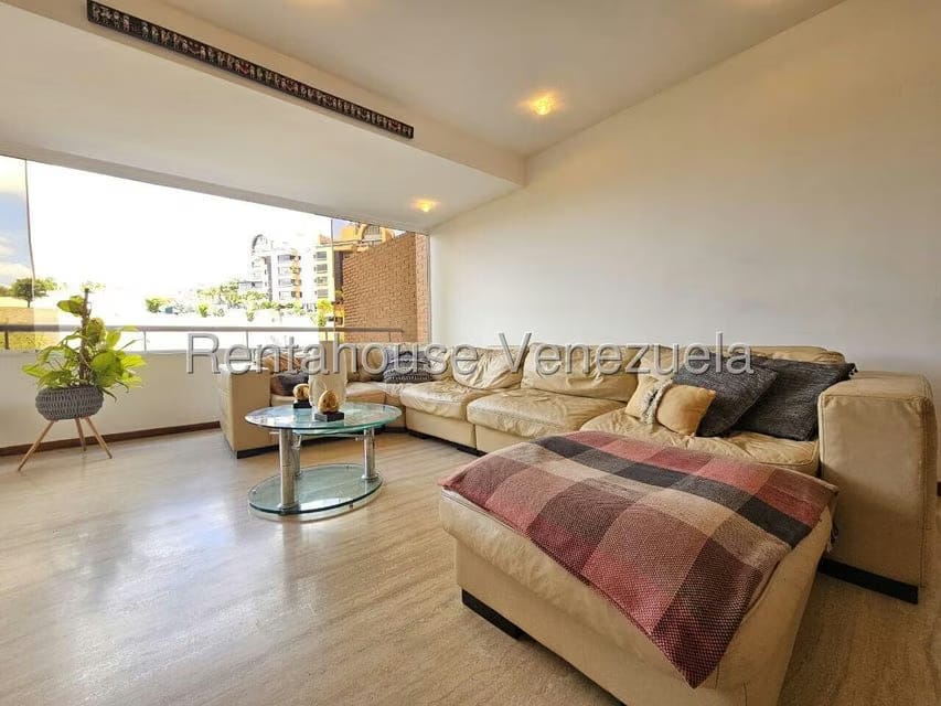 Apartamento (1 Nivel) en Venta en Mirador de Los Campitos I, Distrito Metropolitano - 11