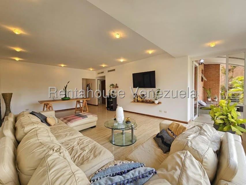 Apartamento (1 Nivel) en Venta en Mirador de Los Campitos I, Distrito Metropolitano - 14