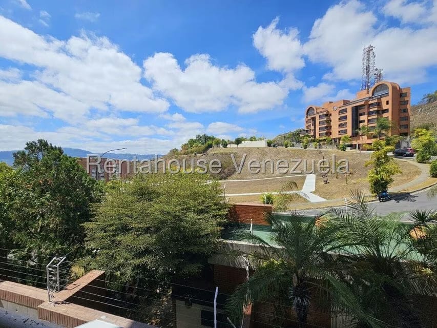 Apartamento (1 Nivel) en Venta en Mirador de Los Campitos I, Distrito Metropolitano - 19